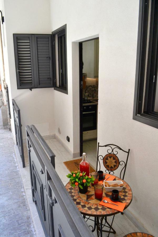 I Pupi - Sicilian Apartment Giardini Naxos Dış mekan fotoğraf