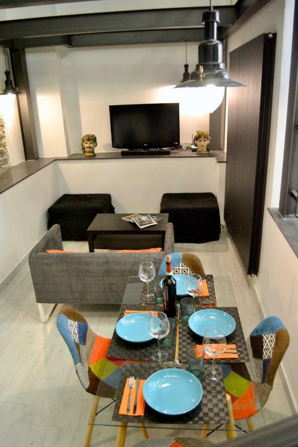 I Pupi - Sicilian Apartment Giardini Naxos Dış mekan fotoğraf