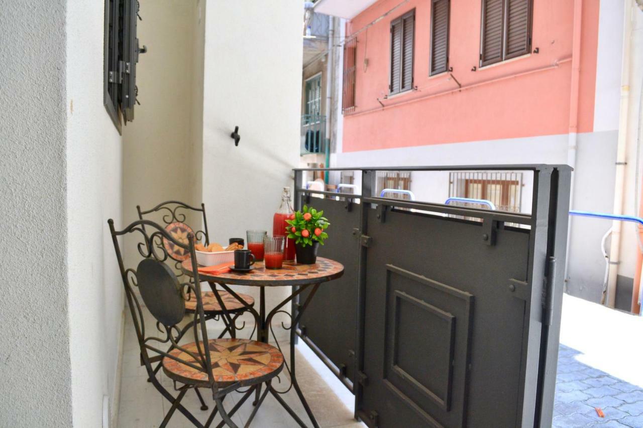 I Pupi - Sicilian Apartment Giardini Naxos Dış mekan fotoğraf