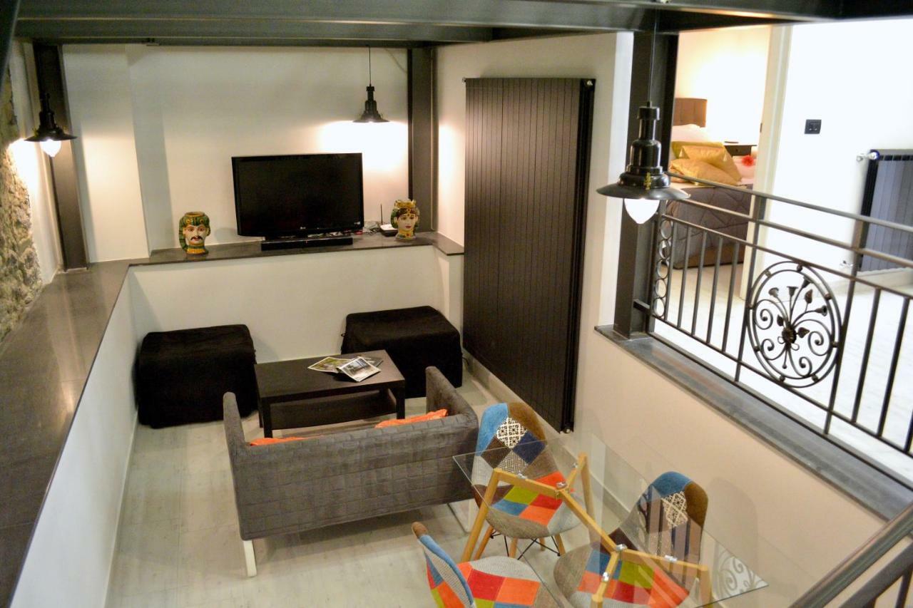 I Pupi - Sicilian Apartment Giardini Naxos Dış mekan fotoğraf